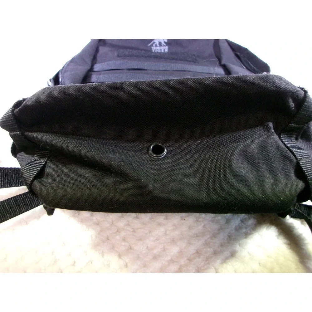 Tasmanian Tiger Essential Pack L MK II‎ Backpack Unisex 15L Black MOLLE